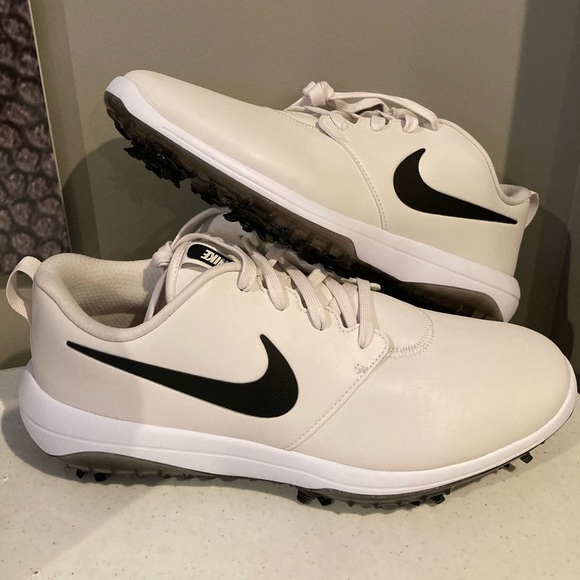 nike roshe off white